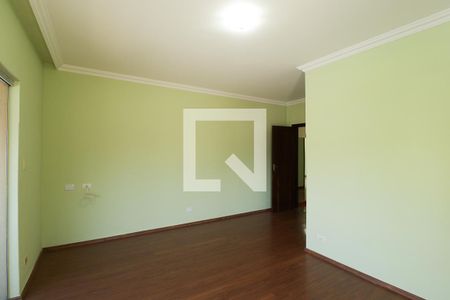 Casa à venda com 246m², 3 quartos e 5 vagasSuíte