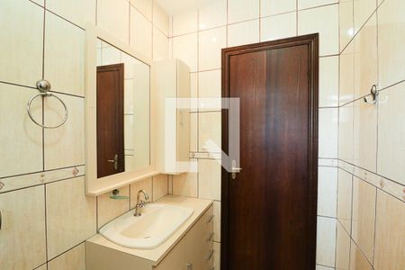 Casa à venda com 246m², 3 quartos e 5 vagasBanheiro Social