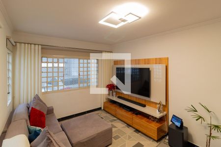 Sala de estar de casa à venda com 3 quartos, 145m² em Jardim Prudencia, São Paulo