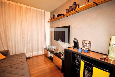 sala de apartamento à venda com 3 quartos, 100m² em São Pedro, Belo Horizonte