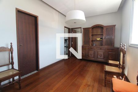 Casa à venda com 8 quartos, 380m² em Nova Granada, Belo Horizonte