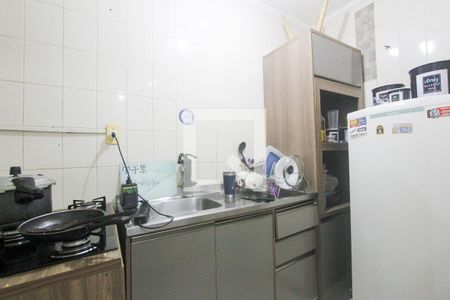 Cozinha de apartamento à venda com 1 quarto, 32m² em Jardim Europa, Porto Alegre