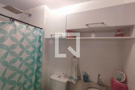Apartamento à venda com 51m², 2 quartos e 1 vagaBanheiro Social