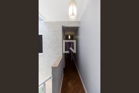 Casa à venda com 150m², 3 quartos e 4 vagas Casa à venda com 150m², 3 quartos e 4 vagasCorredor