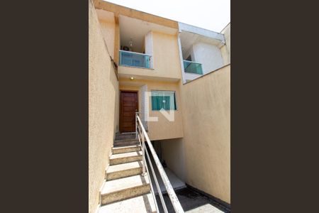 Casa à venda com 150m², 3 quartos e 4 vagas Casa à venda com 150m², 3 quartos e 4 vagasFachada Interna