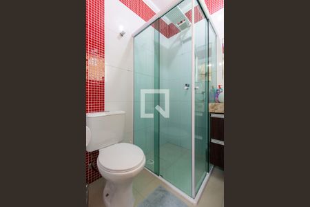 Casa à venda com 150m², 3 quartos e 4 vagas Casa à venda com 150m², 3 quartos e 4 vagasBanheiro Suíte