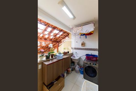 Casa à venda com 150m², 3 quartos e 4 vagas Casa à venda com 150m², 3 quartos e 4 vagasÁrea de Serviço