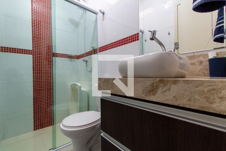 Casa à venda com 150m², 3 quartos e 4 vagas Casa à venda com 150m², 3 quartos e 4 vagasBanheiro