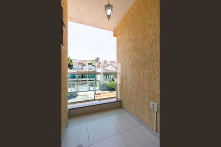 Casa à venda com 150m², 3 quartos e 4 vagas Casa à venda com 150m², 3 quartos e 4 vagasVaranda Suíte
