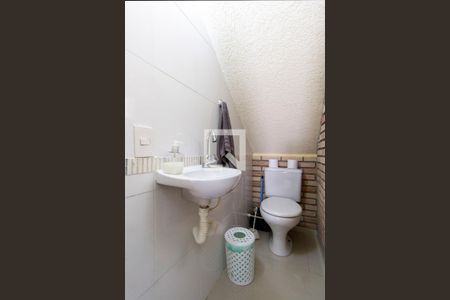 Casa à venda com 150m², 3 quartos e 4 vagas Casa à venda com 150m², 3 quartos e 4 vagasLavabo Externo