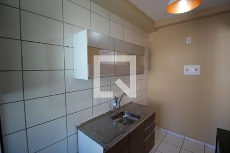 Cozinha de apartamento para alugar com 2 quartos, 40m² em Jardim Nossa Senhora do Carmo, São Paulo