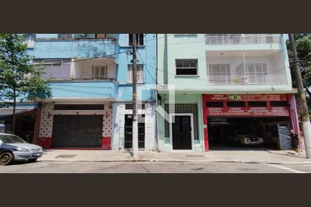 Apartamento à venda com 96m², 2 quartos e sem vaga Apartamento à venda com 96m², 2 quartos e sem vagaFachada