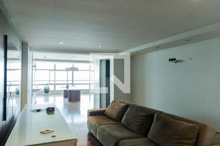 Sala de TV de apartamento para alugar com 4 quartos, 360m² em Copacabana, Rio de Janeiro