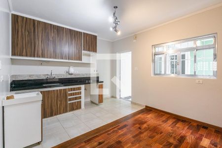 Casa para alugar com 120m², 3 quartos e 3 vagasCozinha