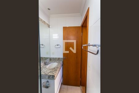 Apartamento para alugar com 77m², 2 quartos e 2 vagas Apartamento para alugar com 77m², 2 quartos e 2 vagasBanheiro da Suíte