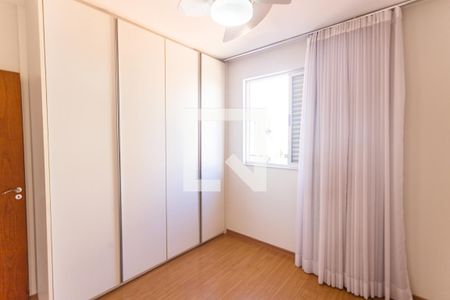 Suíte de apartamento para alugar com 2 quartos, 77m² em Santo Antônio, Belo Horizonte