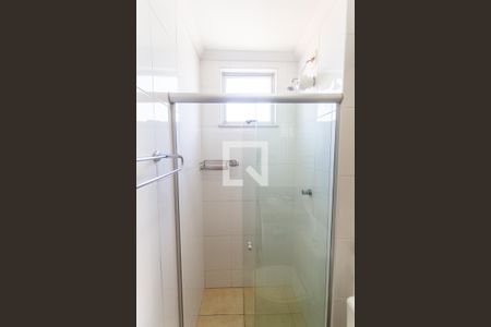 Apartamento para alugar com 77m², 2 quartos e 2 vagas Apartamento para alugar com 77m², 2 quartos e 2 vagasBanheiro da Suíte