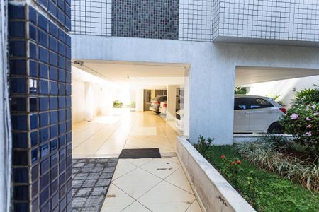 Apartamento para alugar com 77m², 2 quartos e 2 vagas Apartamento para alugar com 77m², 2 quartos e 2 vagasHall de Entrada