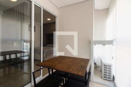 Studio à venda com 37m², 1 quarto e sem vagaVaranda