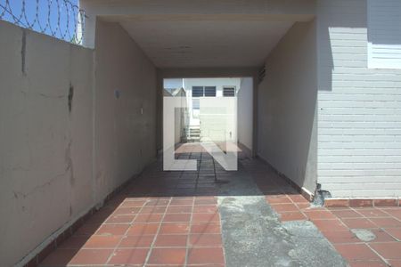 Casa para alugar com 71m², 3 quartos e 2 vagas Casa para alugar com 71m², 3 quartos e 2 vagasÁrea Externa