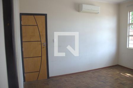 Casa para alugar com 71m², 3 quartos e 2 vagas Casa para alugar com 71m², 3 quartos e 2 vagasSala