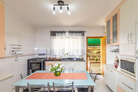 Casa à venda com 179m², 3 quartos e 3 vagas Casa à venda com 179m², 3 quartos e 3 vagasCozinha