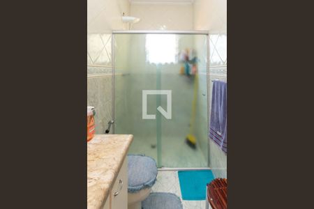 Casa à venda com 179m², 3 quartos e 3 vagas Casa à venda com 179m², 3 quartos e 3 vagasBanheiro da Suíte 1