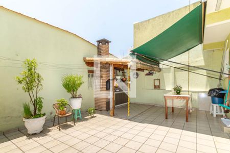 Casa à venda com 179m², 3 quartos e 3 vagas Casa à venda com 179m², 3 quartos e 3 vagasQuintal