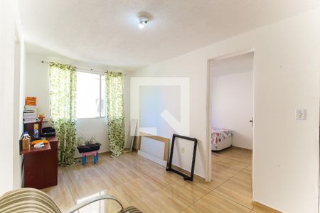 Sala de apartamento para alugar com 3 quartos, 45m² em Parque Dourado, Ferraz de Vasconcelos