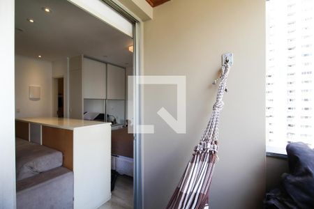 Varanda  de kitnet/studio para alugar com 1 quarto, 37m² em Vila Uberabinha, São Paulo