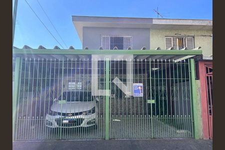 Casa à venda com 240m², 3 quartos e 2 vagasFachada
