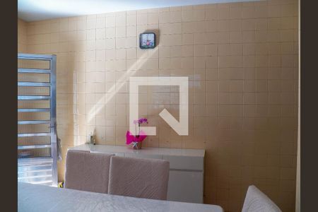 Casa à venda com 240m², 3 quartos e 2 vagasCozinha