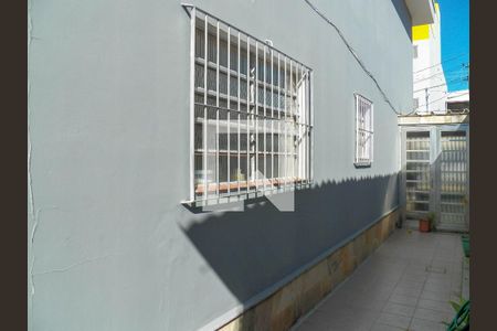 Casa à venda com 240m², 3 quartos e 2 vagasÁrea Externa
