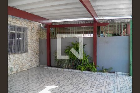 Casa à venda com 240m², 3 quartos e 2 vagasÁrea Externa