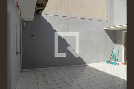 Casa à venda com 240m², 3 quartos e 2 vagasÁrea Externa