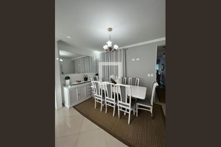 Casa à venda com 3 quartos, 189m² em Santa Maria, Santo André