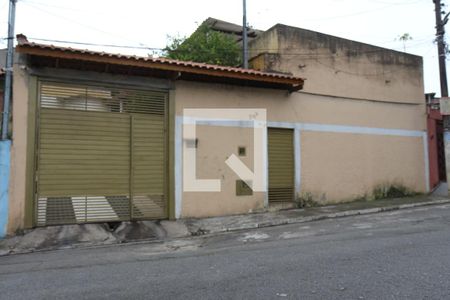 Casa para alugar com 270m², 3 quartos e 5 vagasFachada