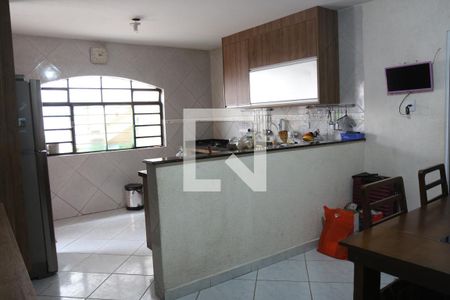 Casa para alugar com 270m², 3 quartos e 5 vagasCozinha