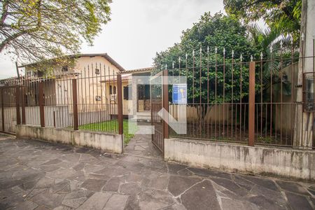Casa à venda com 375m², 3 quartos e 3 vagasFachada