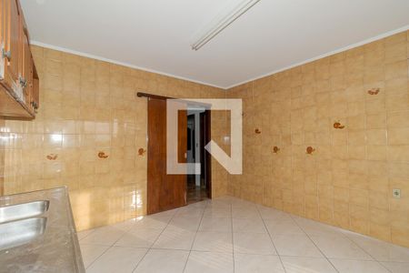 Casa à venda com 375m², 3 quartos e 3 vagasCozinha