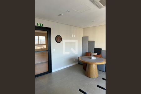 Apartamento para alugar com 31m², 1 quarto e sem vaga Apartamento para alugar com 31m², 1 quarto e sem vagaÁrea comum - Sala de Jogos