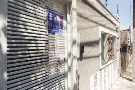 Casa de condomínio para alugar com 60m², 2 quartos e 1 vaga Casa de condomínio para alugar com 60m², 2 quartos e 1 vagaFachada