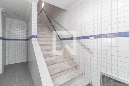 Apartamento à venda com 81m², 3 quartos e 1 vagaEscadas