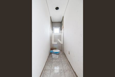 Casa de condomínio para alugar com 45m², 2 quartos e sem vaga Casa de condomínio para alugar com 45m², 2 quartos e sem vagaBanheiro