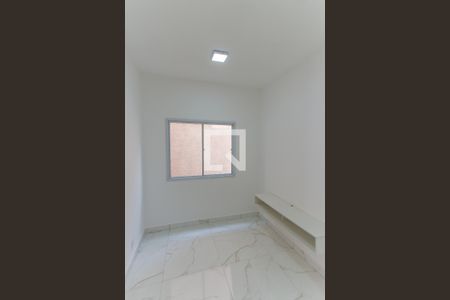 Sala   de apartamento à venda com 2 quartos, 35m² em Parque Vitoria, São Paulo