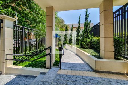 Apartamento para alugar com 100m², 3 quartos e 2 vagas Apartamento para alugar com 100m², 3 quartos e 2 vagasrampa