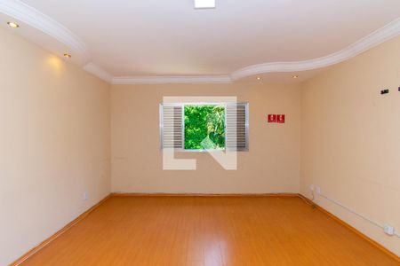 Casa à venda com 161m², 3 quartos e 6 vagasSuíte