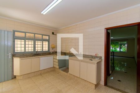 Casa à venda com 161m², 3 quartos e 6 vagasCozinha