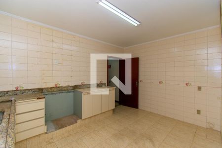 Casa à venda com 161m², 3 quartos e 6 vagasCozinha