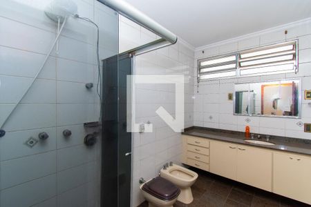 Casa à venda com 161m², 3 quartos e 6 vagasBanheiro da Suíte